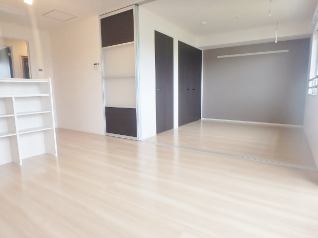 居室・リビング　同施工会社別物件の参考写真です