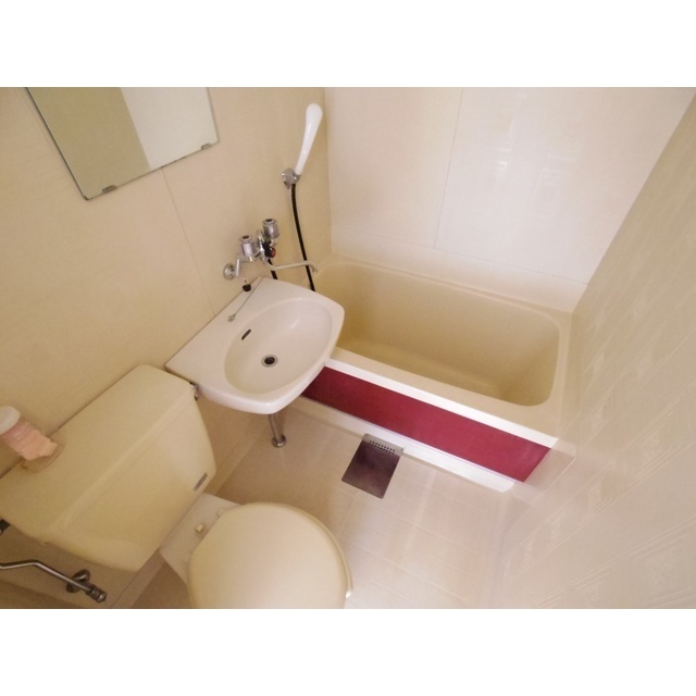 洗面設備　別部屋の写真になります
