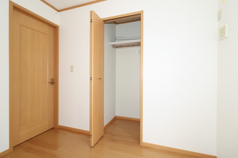 収納　図面と現状に相違がある場合には現状を優先