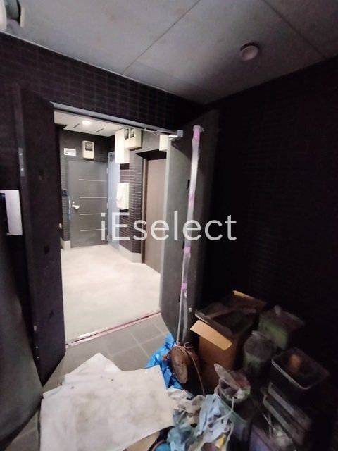 その他設備　オートロックの入り口