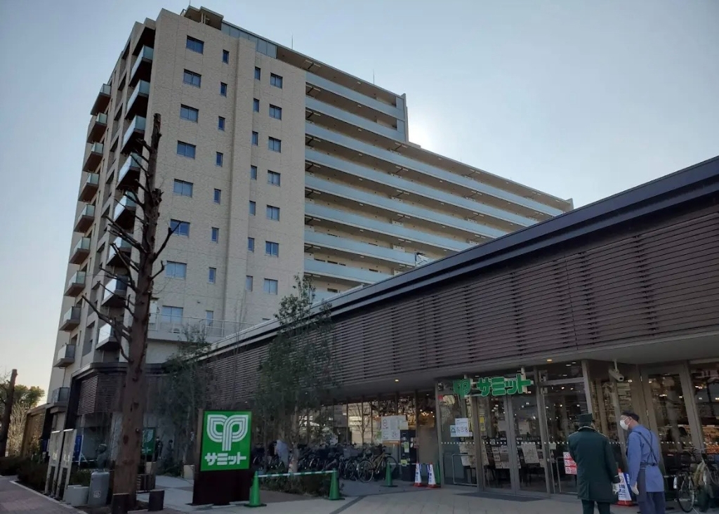 スーパー　サミットストア亀有駅北店（スーパー）まで602m