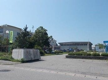 小学校　村上市立村上南小学校（小学校）まで600m