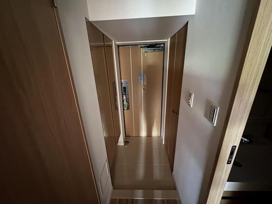 玄関　※別部屋の写真です