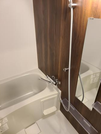 バス・シャワールーム　お風呂です