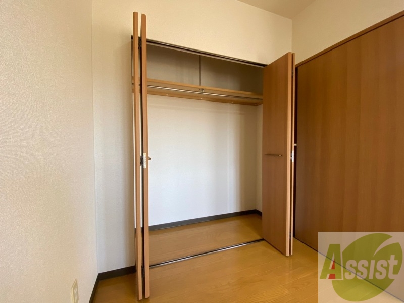 収納　収納もバッチリあるのでお部屋が片付きますよ！