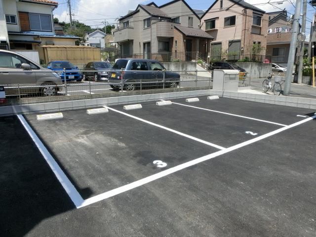 駐車場　敷地内駐車場です