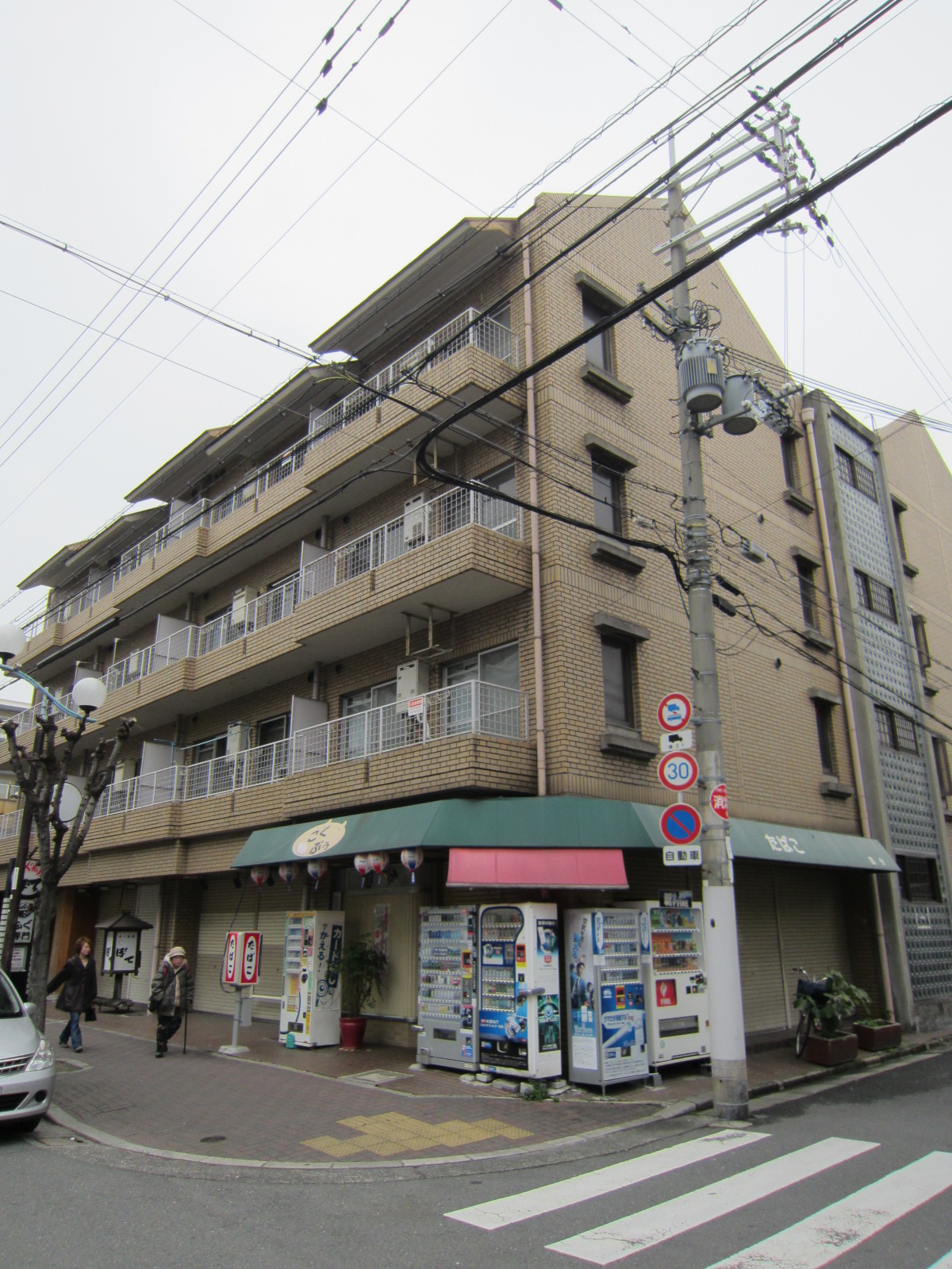 建物外観