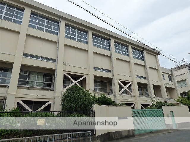 中学校　東大阪市立中学校柏田中学校（中学校）まで1801m