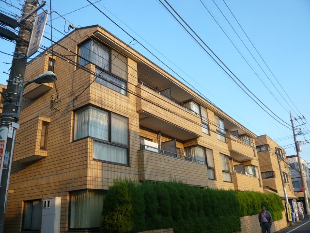 建物外観　外観は落ち着いています