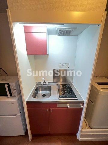 キッチン　コンパクトなキッチンで掃除もラクラク