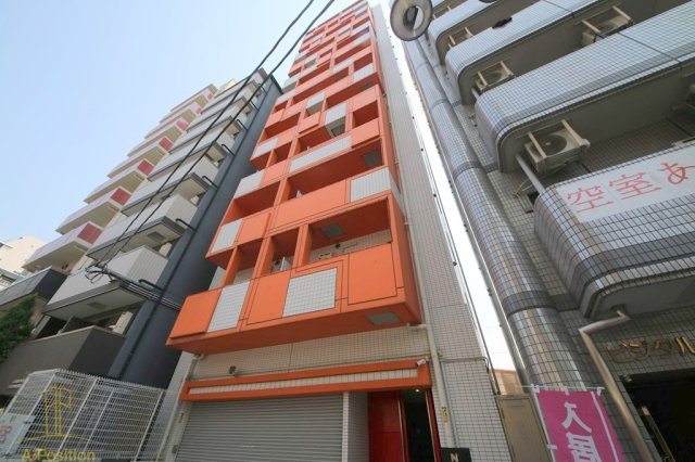 建物外観　ZEUS難波CUBE