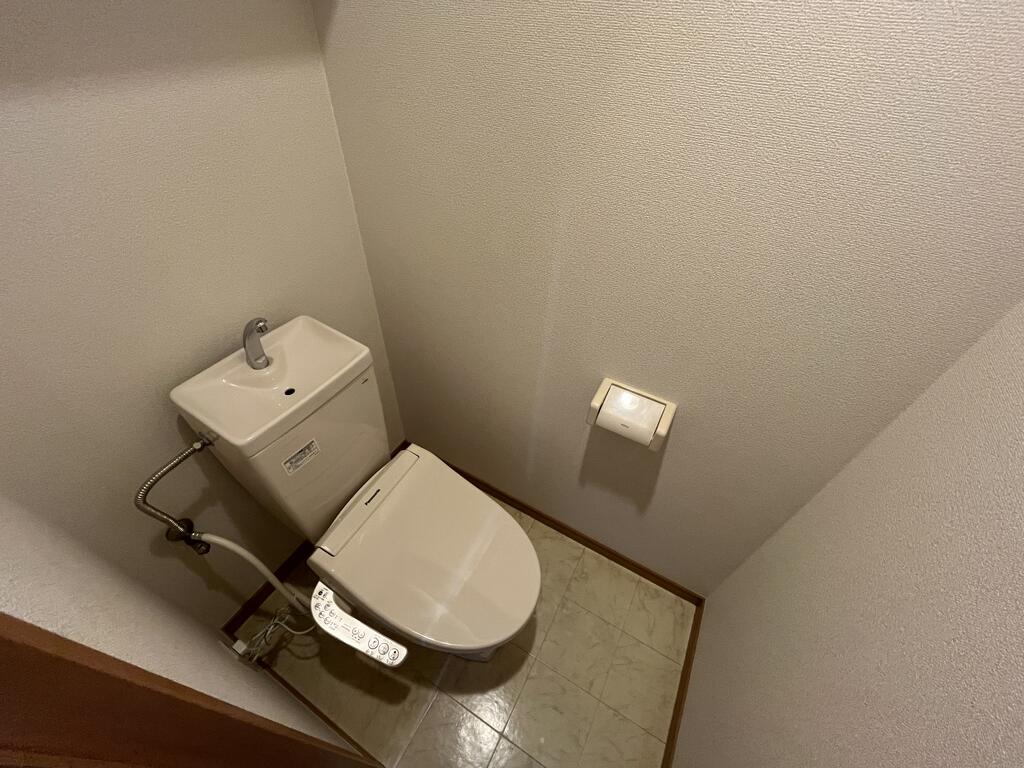 トイレ　ウォシュレット