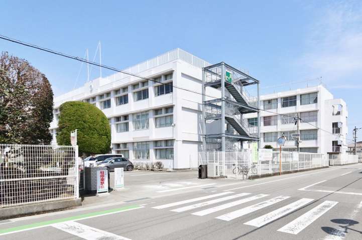 小学校　松茂小学校（小学校）まで527m