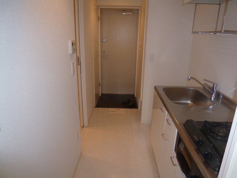 玄関　※写真は別部屋です。