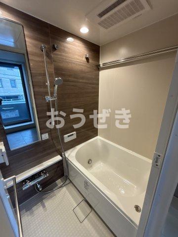 バス・シャワールーム　※同仕様参考写真