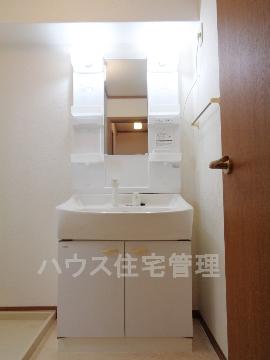 洗面設備　洗髪洗面化粧台