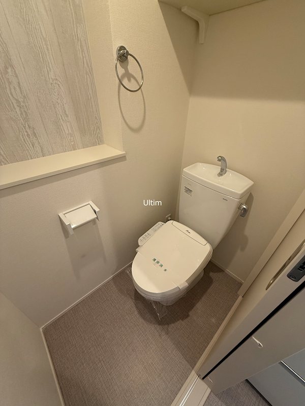 トイレ　※別のお部屋の写真です