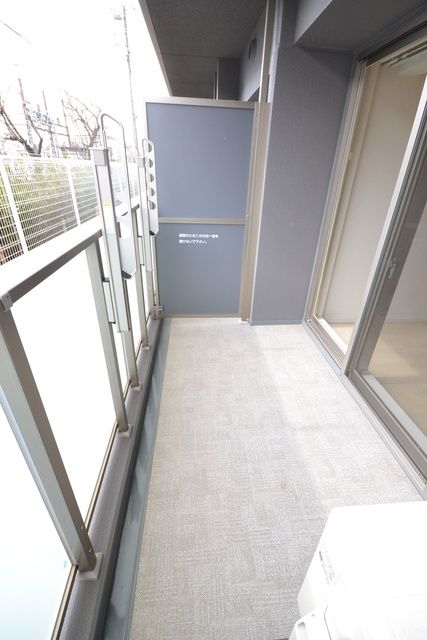 バルコニー　写真は反転タイプです。