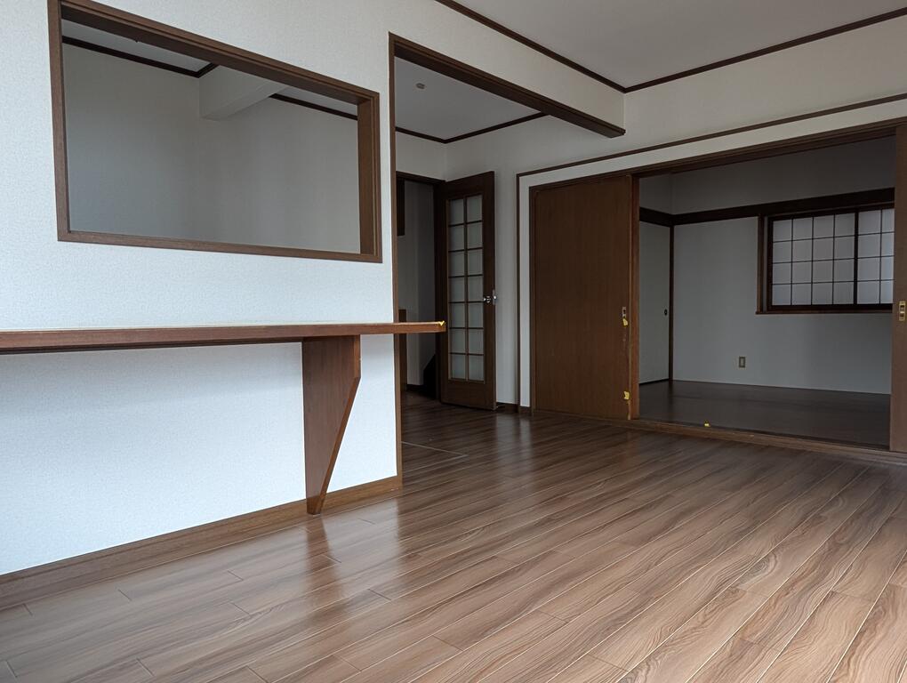 吉田貸家の居間写真