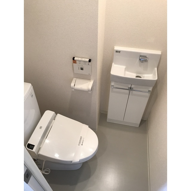 トイレ　トイレ