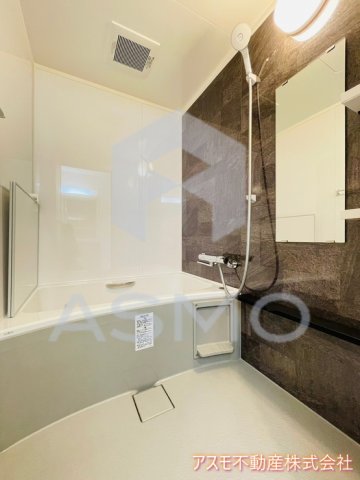 バス・シャワールーム　同マンション別部屋参考写真