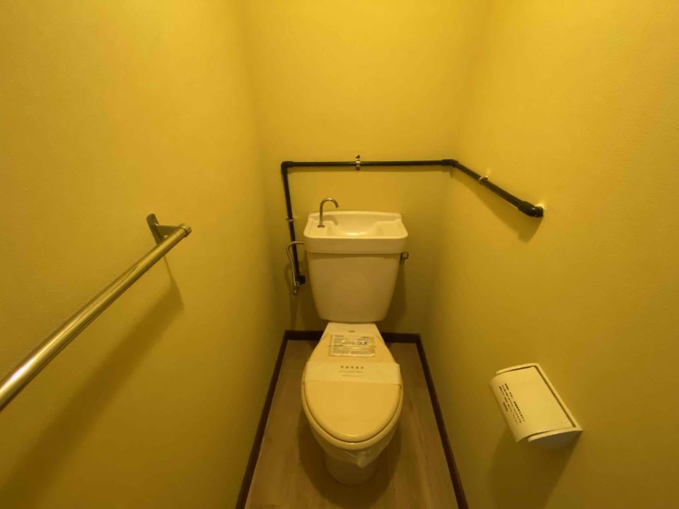 トイレ　トイレです？？