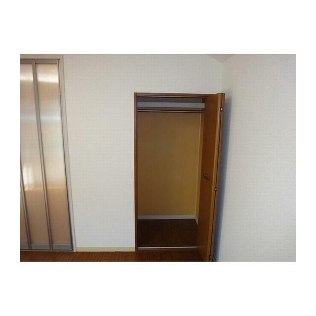 収納　洋室2　収納