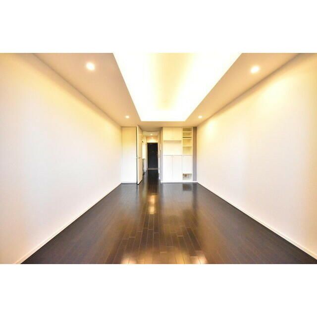 居室・リビング　写真は同タイプ住居です。