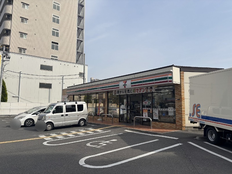 コンビニ　セブンイレブン大阪野江3丁目店（コンビニ）まで329m