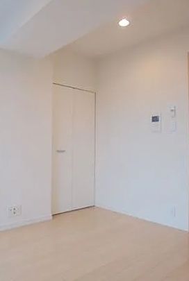 居室・リビング　☆明るい居間☆