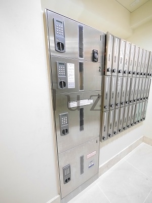 その他共有部分　きれいなフローリングのお部屋です！
