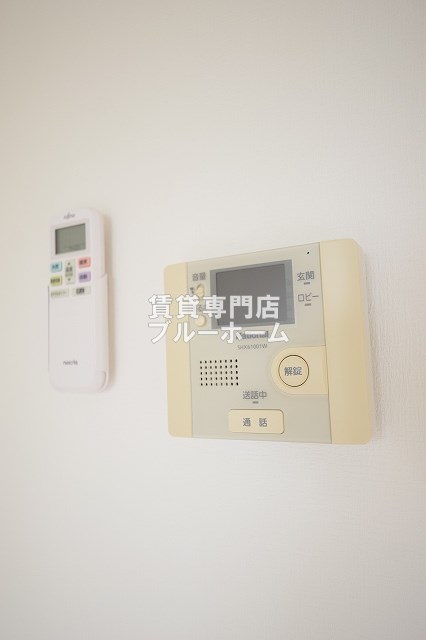セキュリティ　モニター付きのインターホンです！