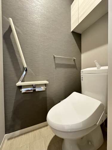 トイレ　落ち着いたトイレです