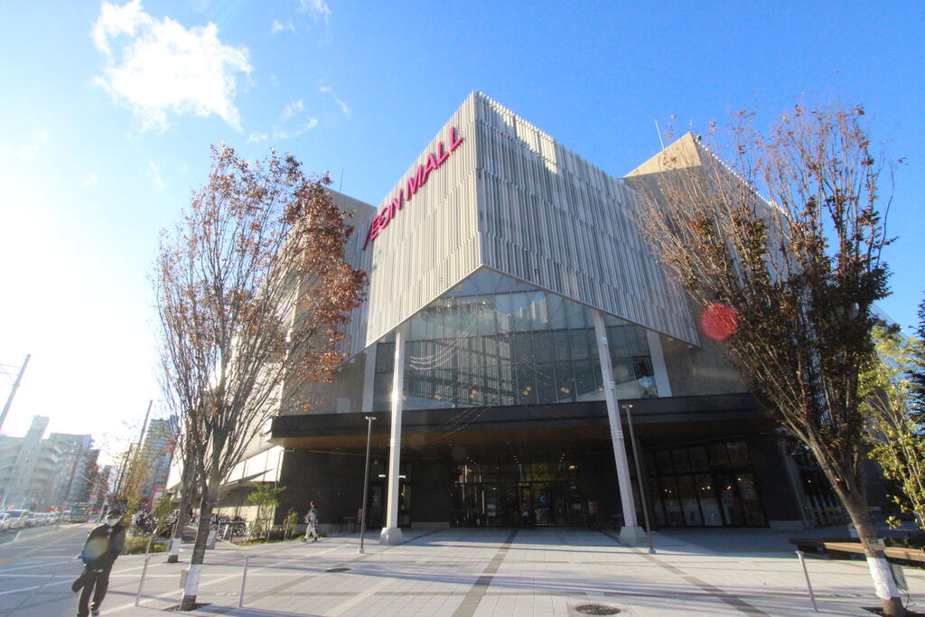 ショッピングセンター　イオンモール仙台上杉（ショッピングセンター）まで332m
