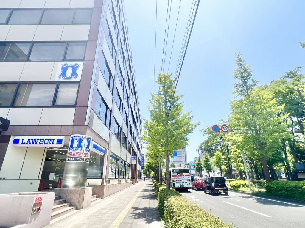 コンビニ　ローソン仙台上杉五丁目店（コンビニ）まで402m