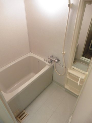バス・シャワールーム　バス※別部屋参考写真