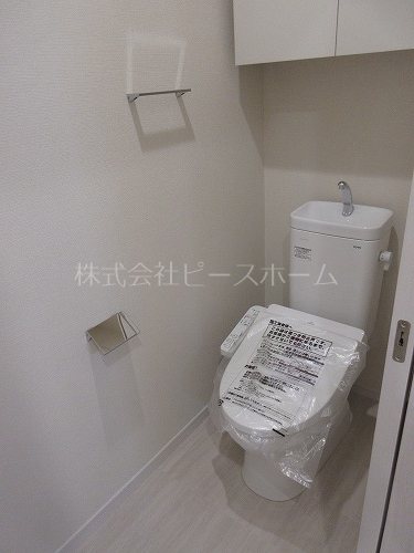 トイレ　※別号室参考写真