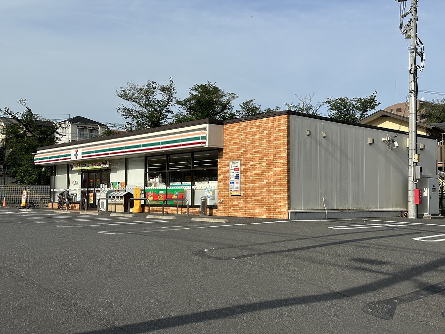 コンビニ　セブンイレブン 板橋赤塚5丁目店（コンビニ）まで312m