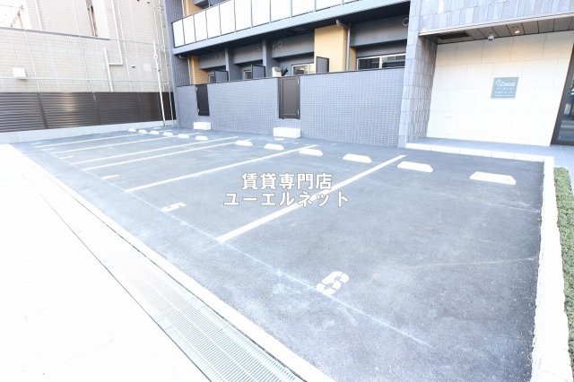 駐車場　敷地内駐車場あり◎