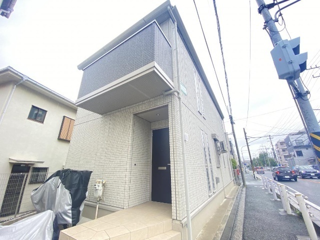 エントランス　閑静な住宅地です