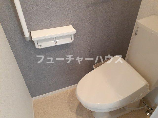トイレ　清潔感のあるトイレです