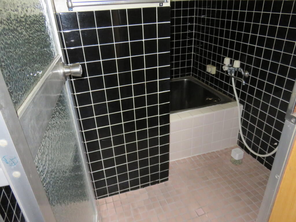 忠隈一戸建の風呂写真