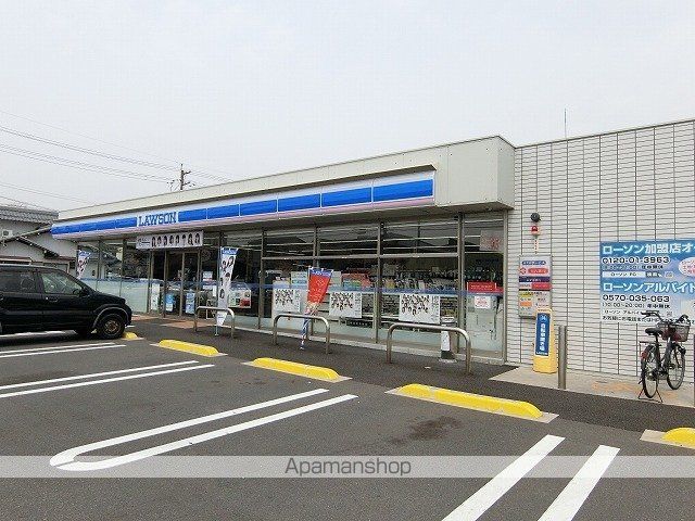 コンビニ　ローソン　大垣三塚町店（コンビニ）まで270m