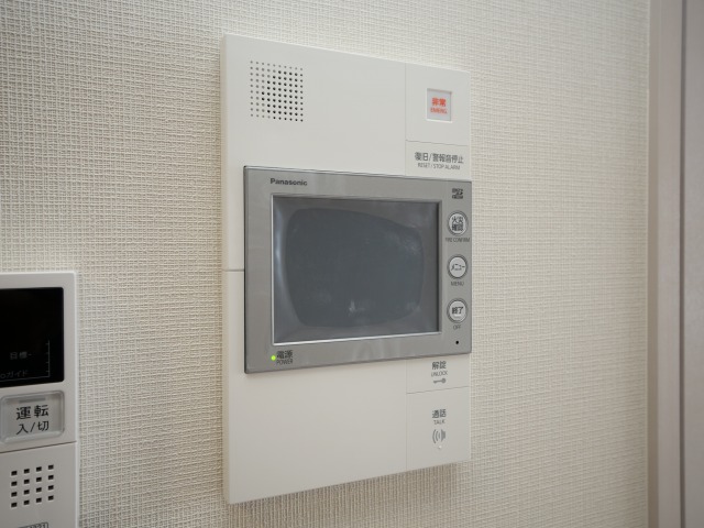 セキュリティ　モニター付きインターホンです