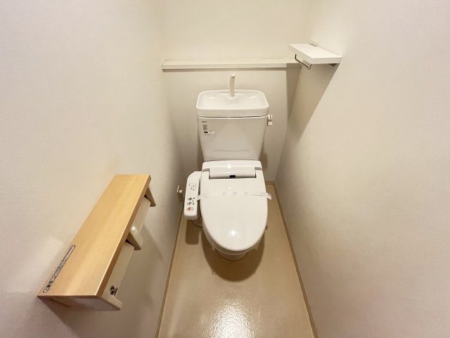 トイレ　トイレもきれいです
