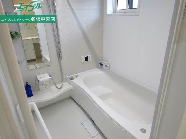 バス・シャワールーム　同型参考写真