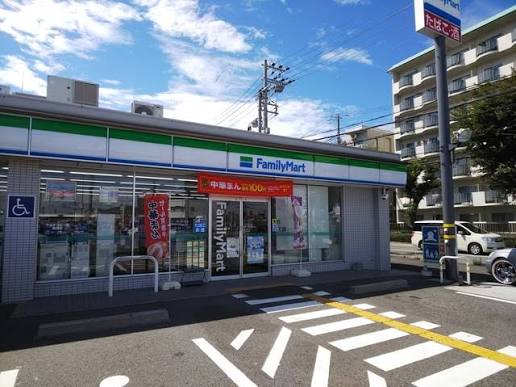 コンビニ　ファミリーマート神戸垂水星陵台店（コンビニ）まで527m
