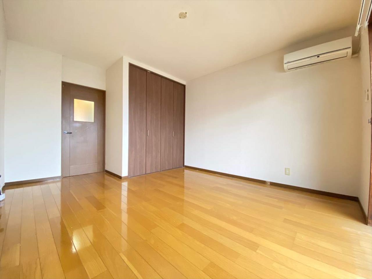 バルコニー　広々１０帖！！