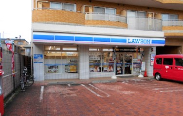 コンビニ　ローソン 新羽駅前店（コンビニ）まで403m