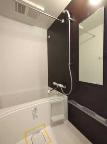 バス・シャワールーム　別部屋同タイプ部屋の参考写真となります。